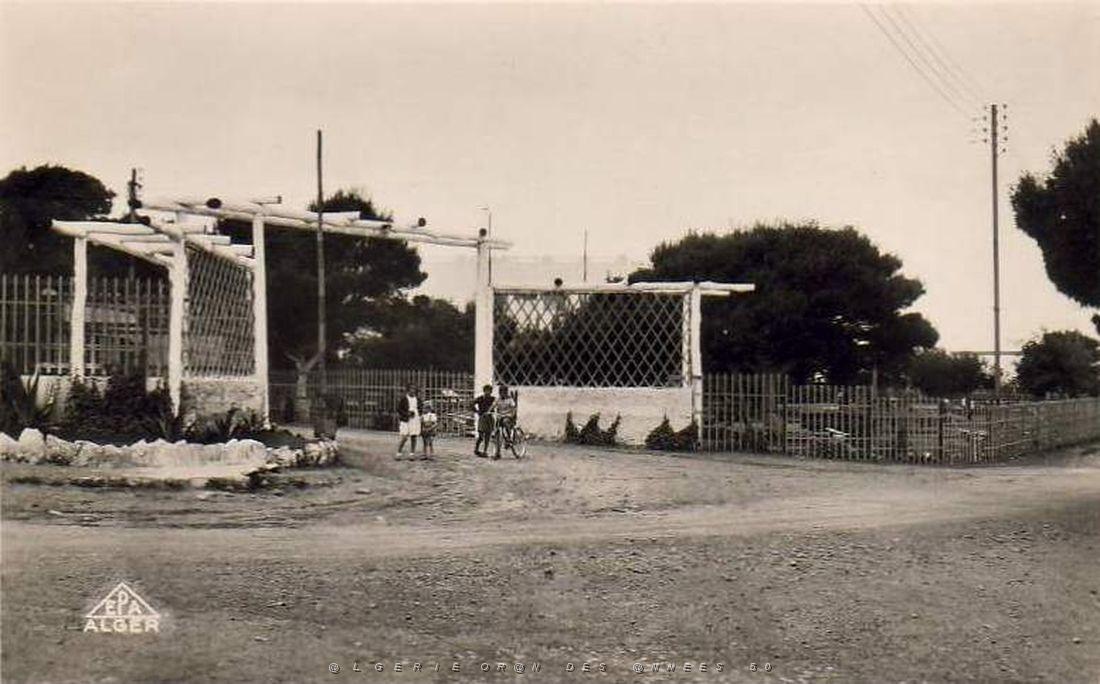 Canastel 35- Entree Casino.jpg